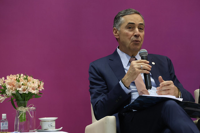 Barroso destaca relevância social e econômica de se investir na primeira infância