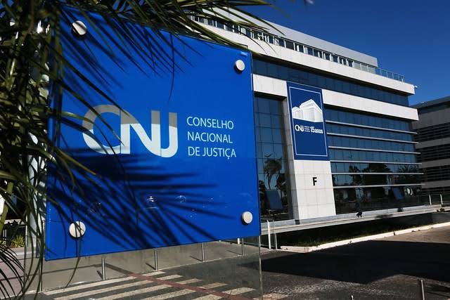 CNR Solicita Suspensão de Resolução do CNJ por Preocupações com Segurança e LGPD