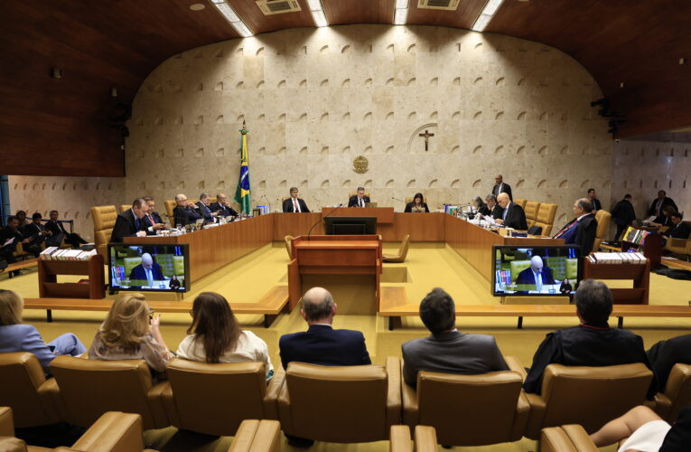 Condenados por júri popular podem ser presos imediatamente após o julgamento, decide STF