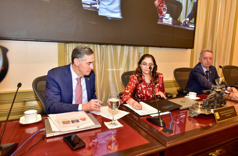 Barroso assina acordo entre CNJ e TJPA para acelerar execuções fiscais no Pará