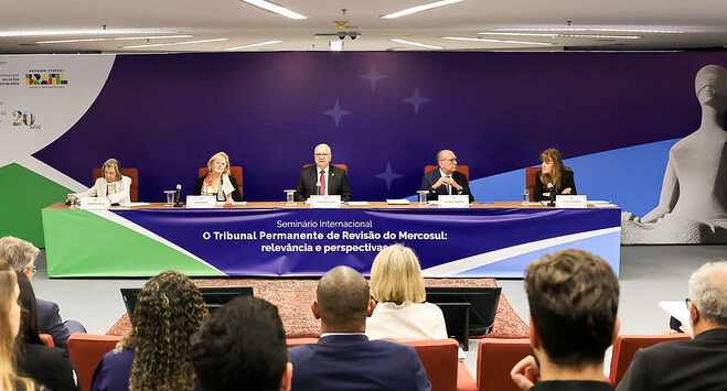 Integração regional e fortalecimento da democracia são destaques em seminário sobre tribunal do Mercosul
