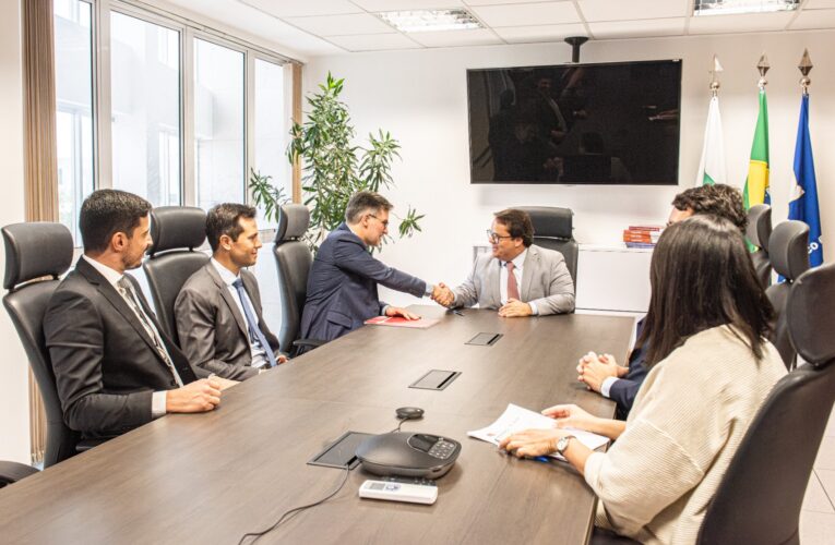 CNMP assina protocolo de intenções para realização de pesquisas jurídicas e compartilhamento de informações e experiências