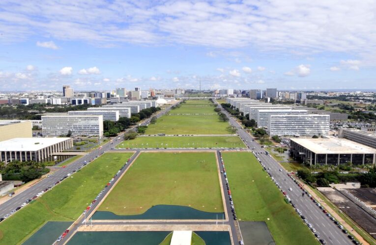 STF valida emenda que flexibilizou regime de contratação de servidores públicos